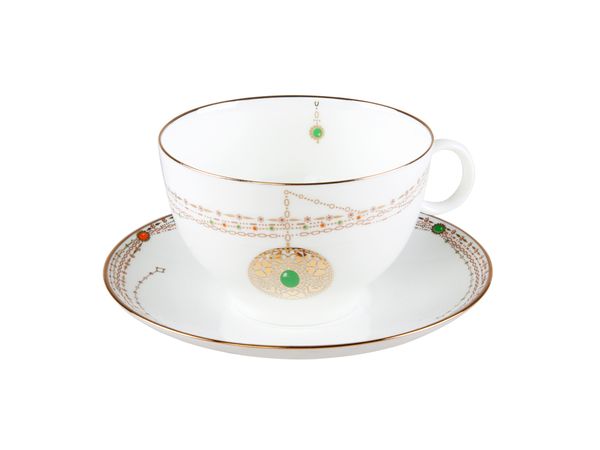 Чашка с блюдцем чайная форма Яблочко рисунок Золотой медальон