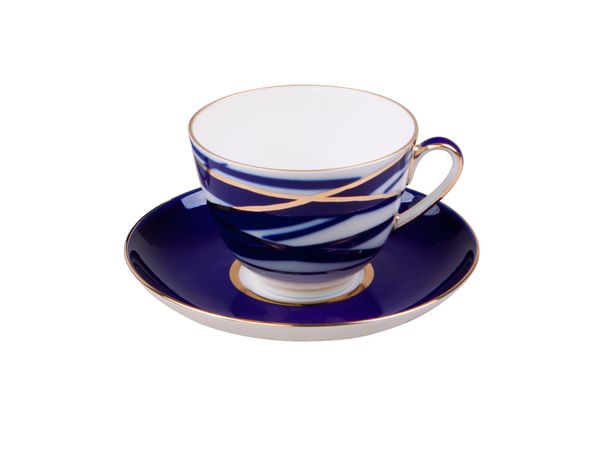 Чашка с блюдцем чайная форма Весенняя рисунок Кокон