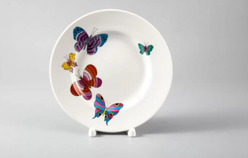Тарелка мелкая 150 мм форма Гладкая рисунок Шафрановые бабочки
