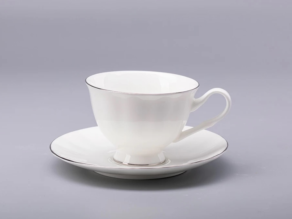 Чашка с блюдцем чайная форма Нега рисунок Платиновая лента