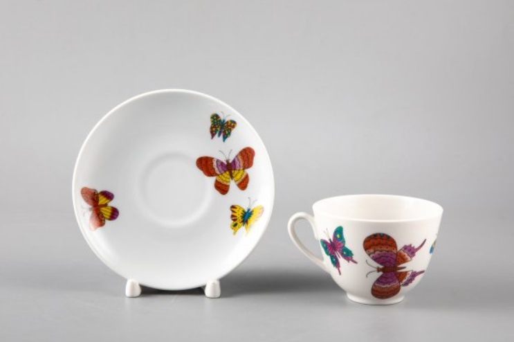Чашка с блюдцем чайная форма Весенняя рисунок Шафрановые бабочки